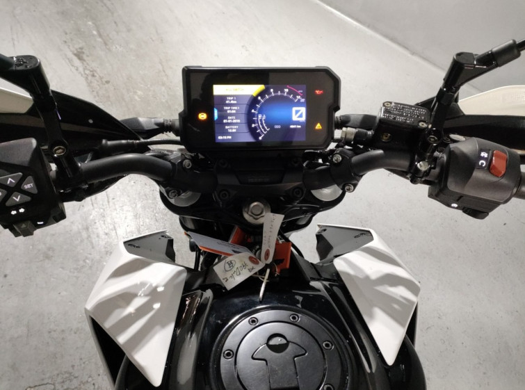 Мотоцикл KTM 390 DUKE з пробігом 4041 km