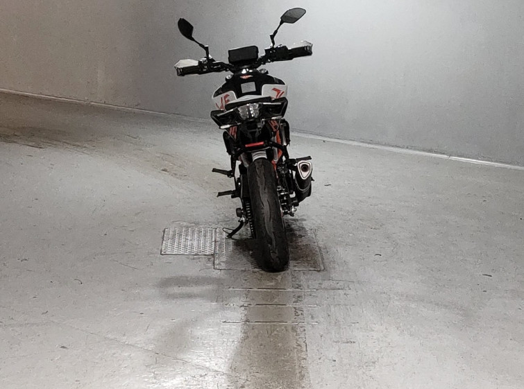 Мотоцикл KTM 390 DUKE з пробігом 4041 km