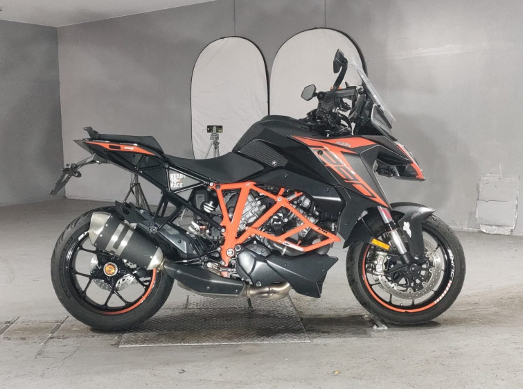 Мотоцикл KTM 1290 SUPERDUKE GT с пробегом 36709 km