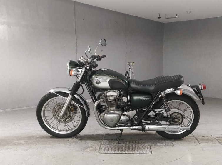 Мотоцикл Kawasaki W800 с пробегом 79267 km