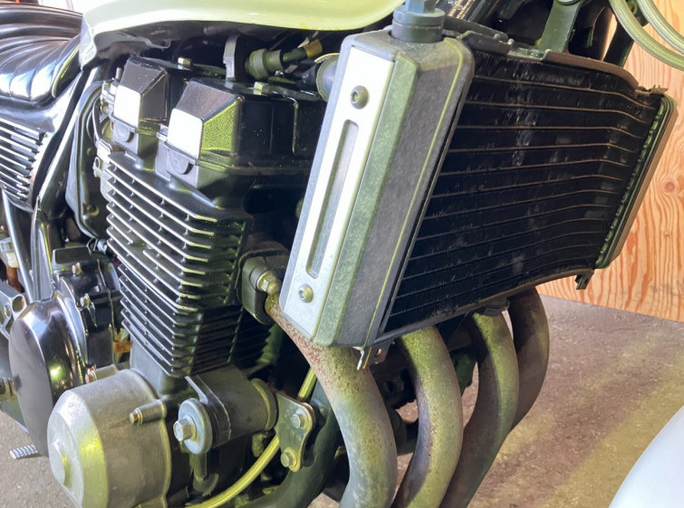 Мотоцикл Kawasaki ZRX400 с пробегом 15639 km