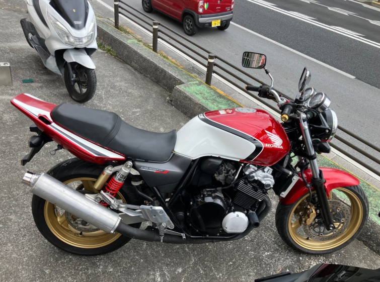 Мотоцикл Honda CB400SFV с пробегом 20567 km