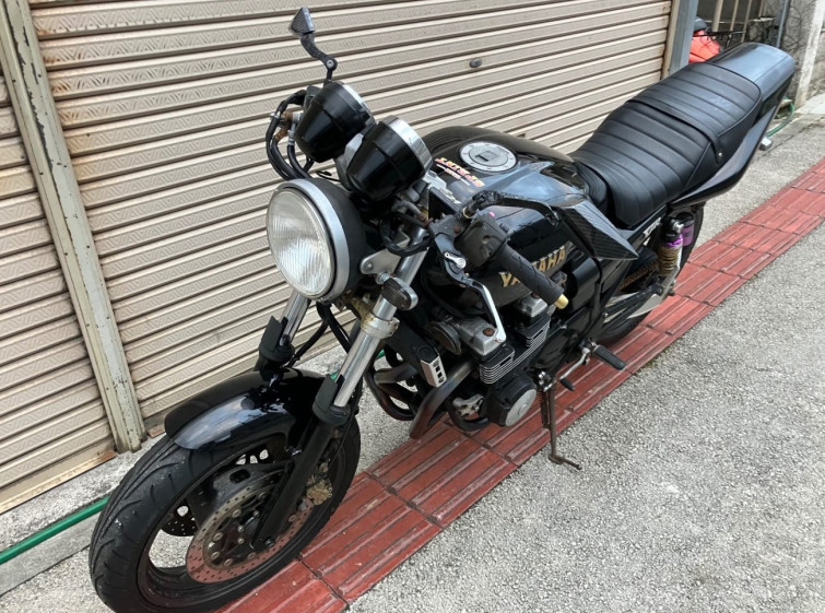 Мотоцикл Yamaha XJR400 с пробегом 55972 km