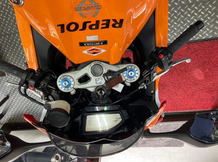 Мотоцикл Honda CBR1000RR с пробегом 27464 km