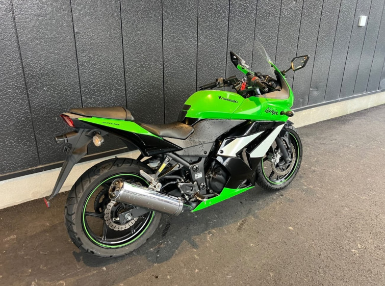 Мотоцикл Kawasaki NINJA250R с пробегом 52446 km