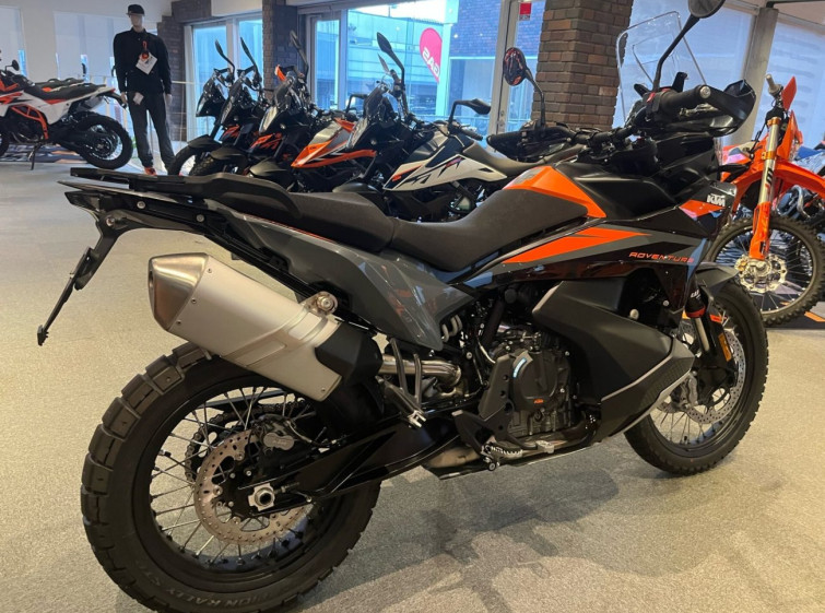 Мотоцикл KTM 890ADVENTURE