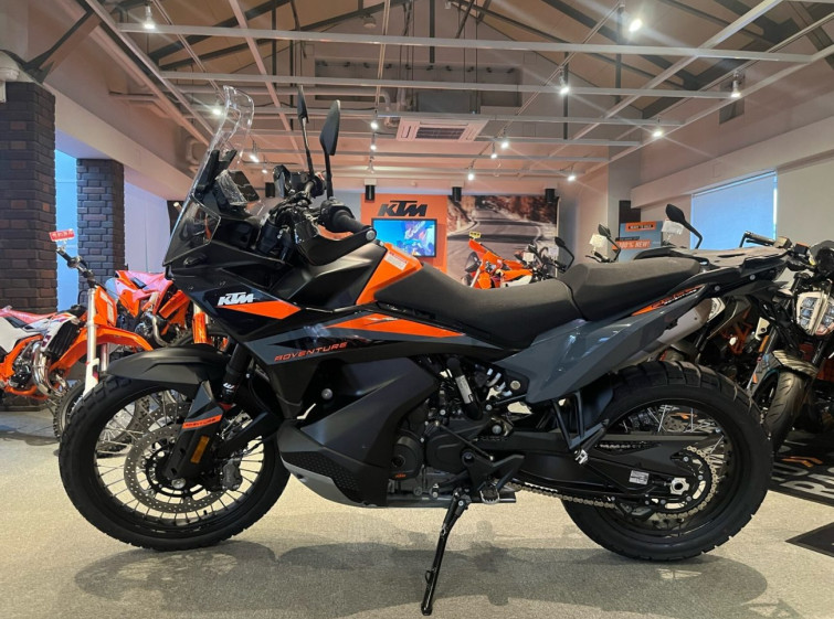 Мотоцикл KTM 890ADVENTURE