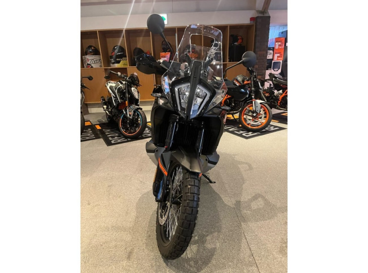 Мотоцикл KTM 890ADVENTURE