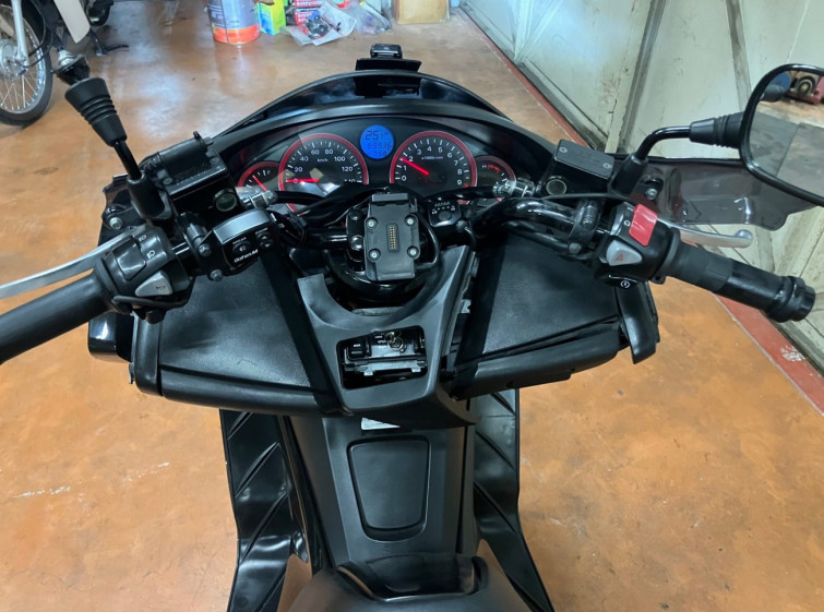 Мотоцикл Honda FORZA SI з пробігом 69936 km