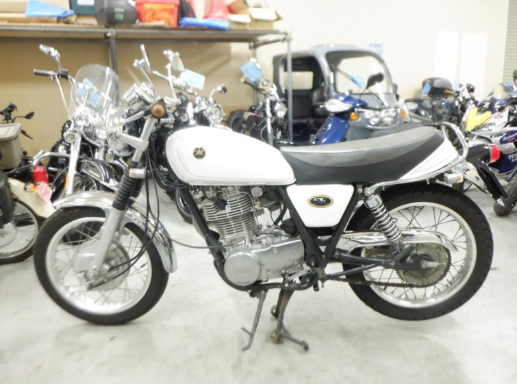 Мотоцикл Yamaha SR400 з пробігом 12099 km