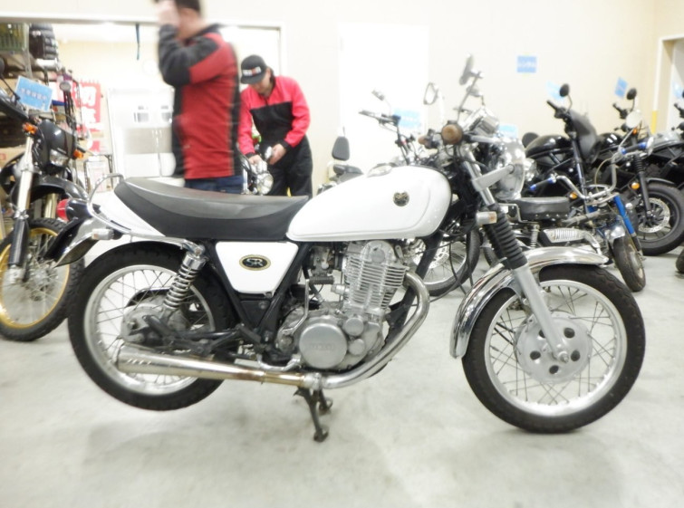 Мотоцикл Yamaha SR400 з пробігом 12099 km