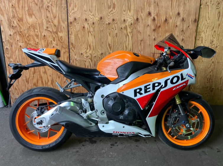 Мотоцикл Honda CBR1000RR з пробігом 31843 km
