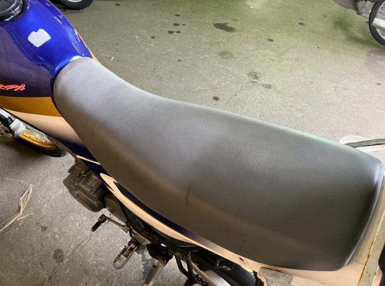 Мотоцикл Kawasaki SUPER SHERPA з пробігом 8438 km