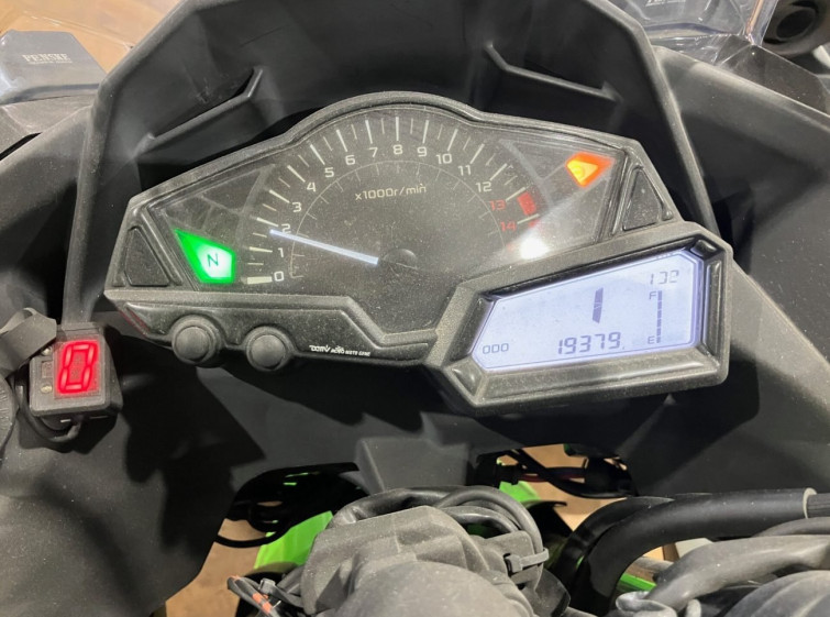 Мотоцикл Kawasaki NINJA250A с пробегом 19379 km