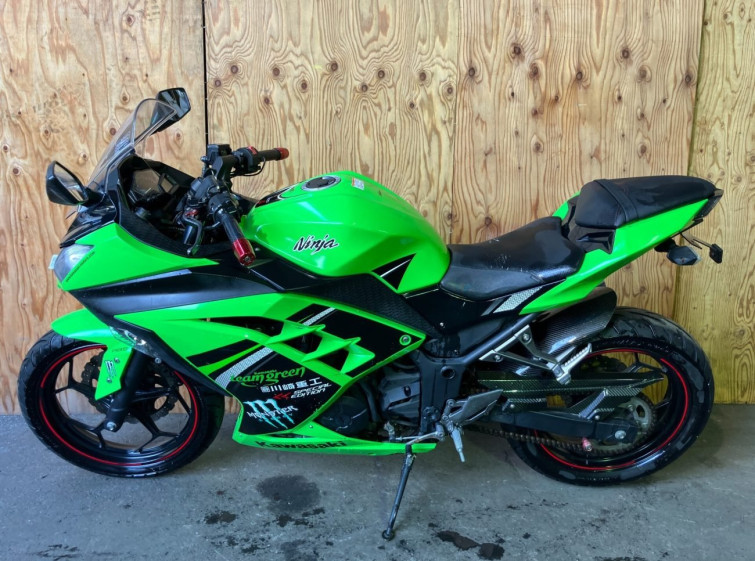 Мотоцикл Kawasaki NINJA250A с пробегом 19379 km