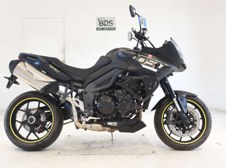 Мотоцикл Triumph TIGER1050