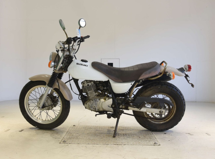 Мотоцикл Suzuki VAN VAN 200 з пробігом 13146 km