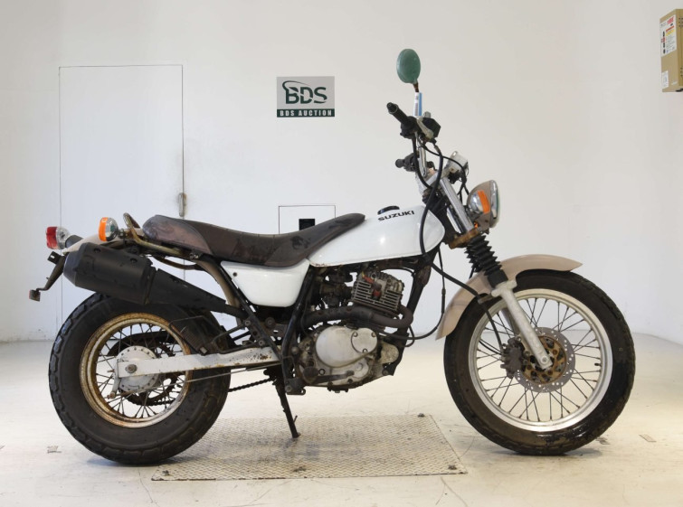 Мотоцикл Suzuki VAN VAN 200 з пробігом 13146 km