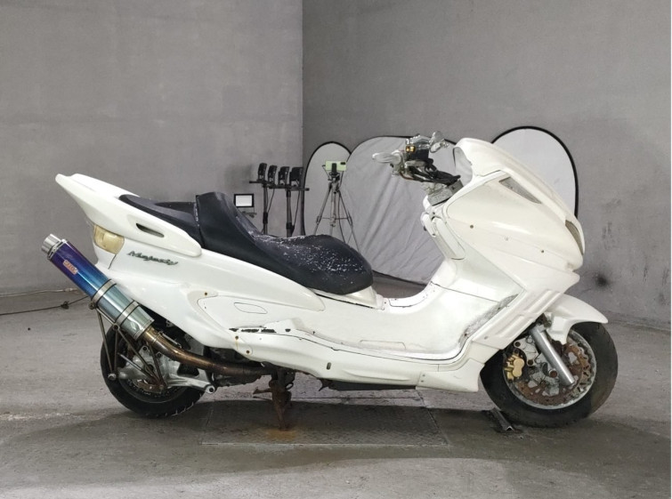 Мотоцикл Yamaha MAJESTY 250 з пробігом 24911 km