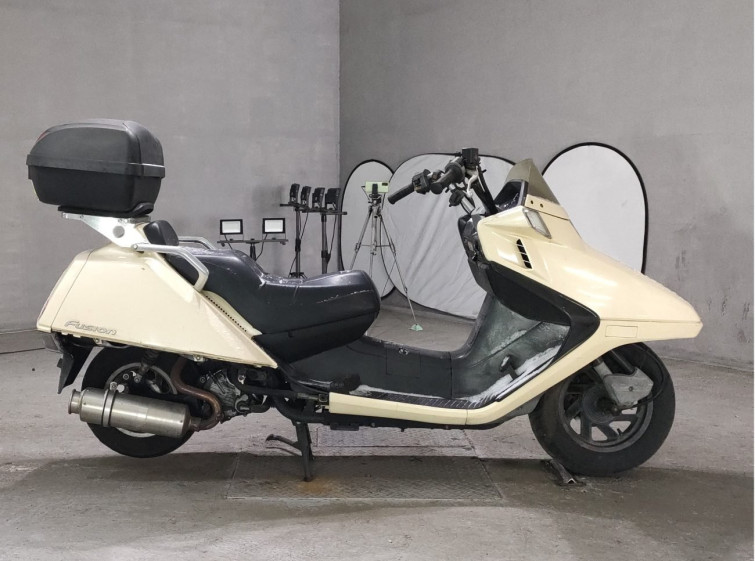 Мотоцикл Honda FUSION X з пробігом 18344 km