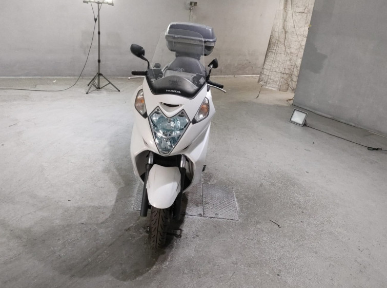 Мотоцикл Honda SILVERWING600 з пробігом 20000 km