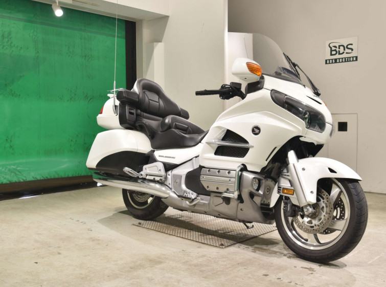 Мотоцикл Honda GL1800 AIRBAG NAVI с пробегом 20168 km