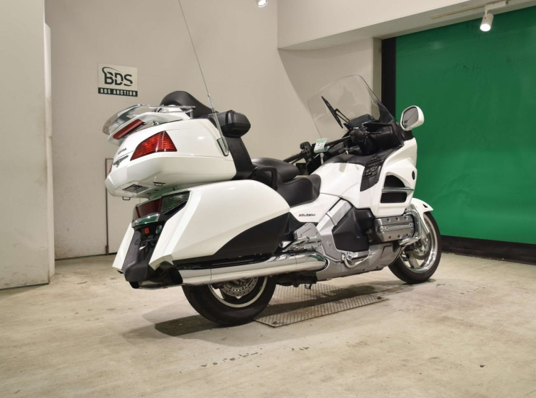 Мотоцикл Honda GL1800 AIRBAG NAVI с пробегом 20168 km