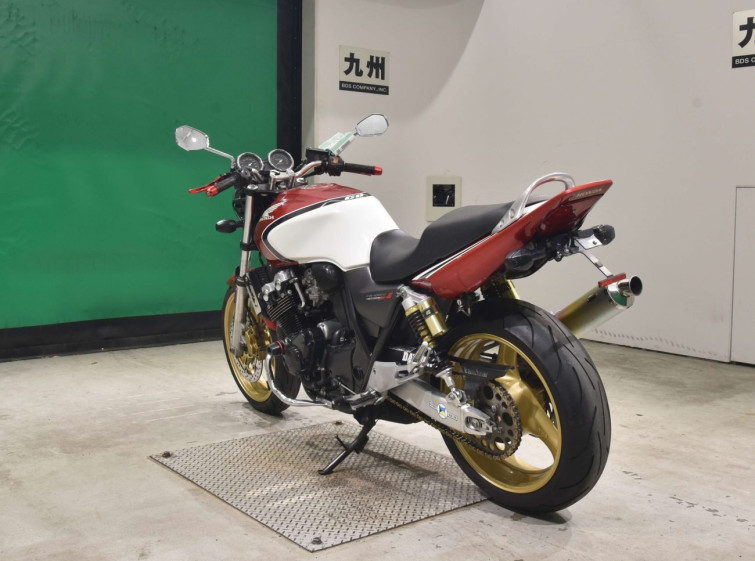 Мотоцикл Honda CB400SFV з пробігом 31313 km