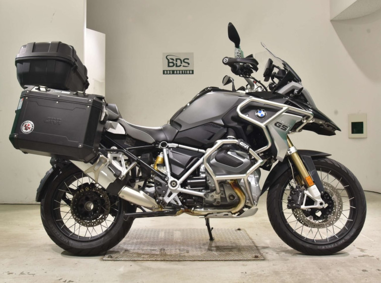 Мотоцикл BMW R1250GS з пробігом 16889 km