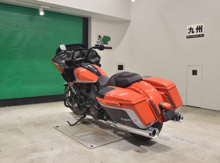 Мотоцикл HD FLTRXSE1980CVO з пробігом 152 km