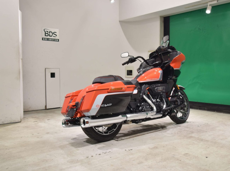 Мотоцикл HD FLTRXSE1980CVO з пробігом 152 km