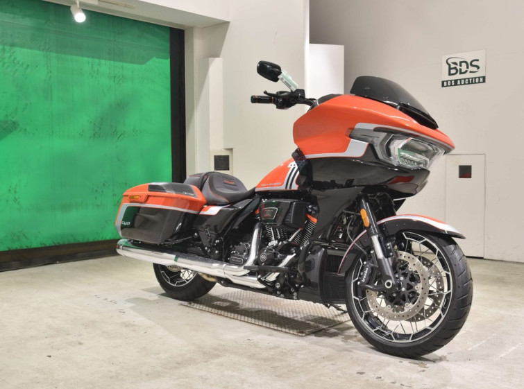 Мотоцикл HD FLTRXSE1980CVO з пробігом 152 km