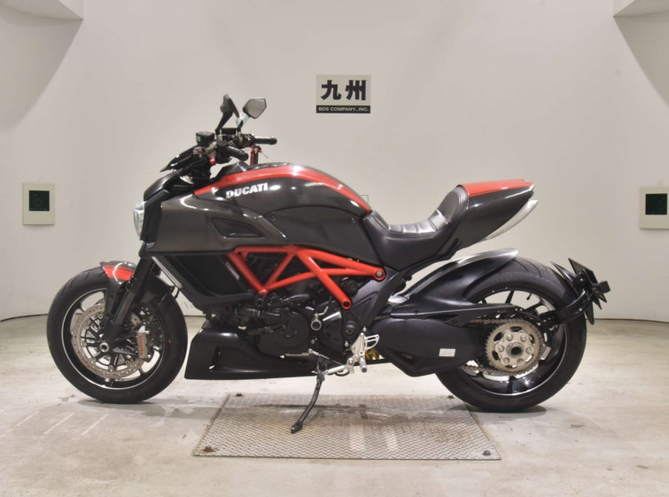 Мотоцикл Ducati DIAVEL с пробегом 7733 km