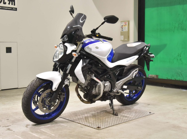 Мотоцикл Suzuki GLADIUS SFV400 с пробегом 42983 km