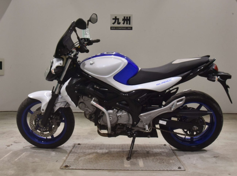 Мотоцикл Suzuki GLADIUS SFV400 с пробегом 42983 km