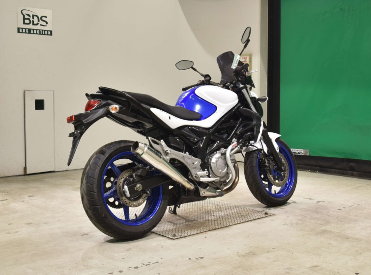 Мотоцикл Suzuki GLADIUS SFV400 с пробегом 42983 km