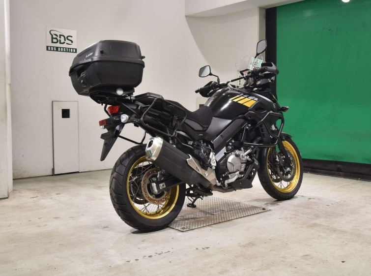 Мотоцикл Suzuki V-STROM DL650XTA с пробегом 7134 km