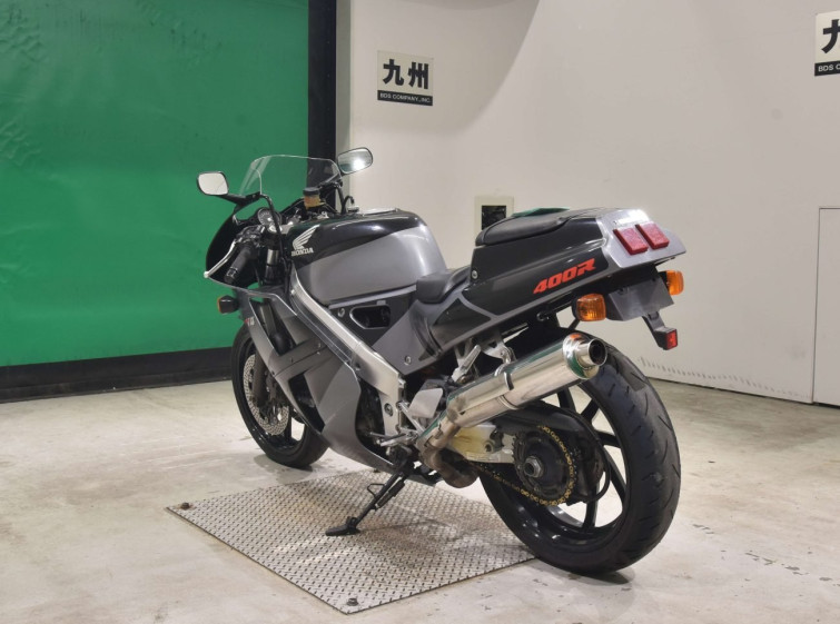 Мотоцикл Honda VFR400R з пробігом 17100 km