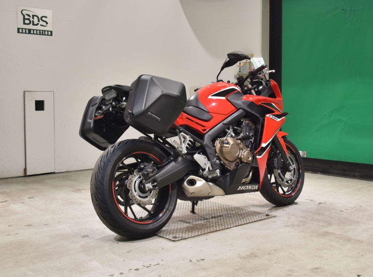Мотоцикл Honda CBR650F з пробігом 19445 km