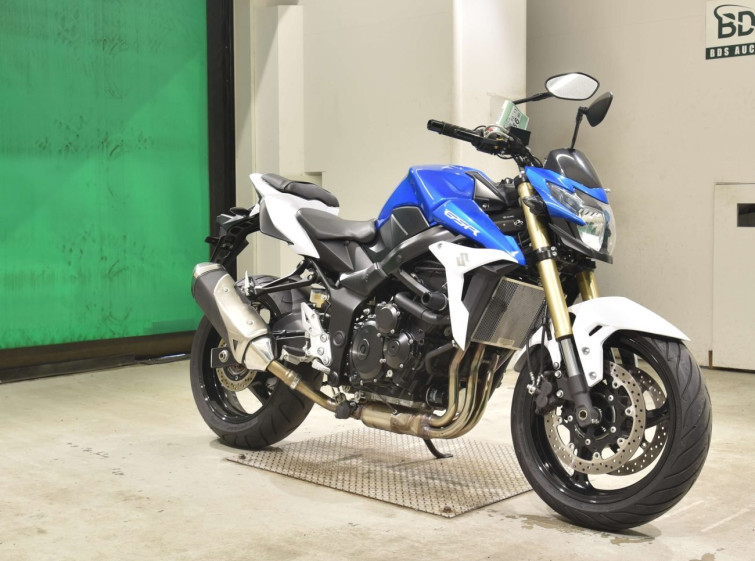 Мотоцикл Suzuki GSR750A с пробегом 10137 km