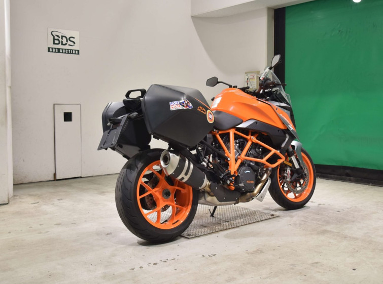 Мотоцикл KTM 1290 SUPERDUKE GT с пробегом 23264 km