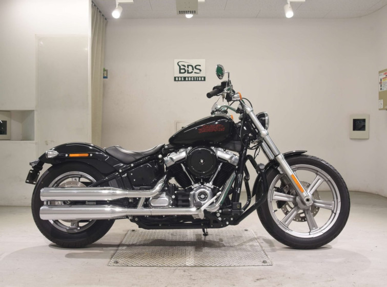 Мотоцикл HD SOFTAIL FXST1750 з пробігом 1880 km