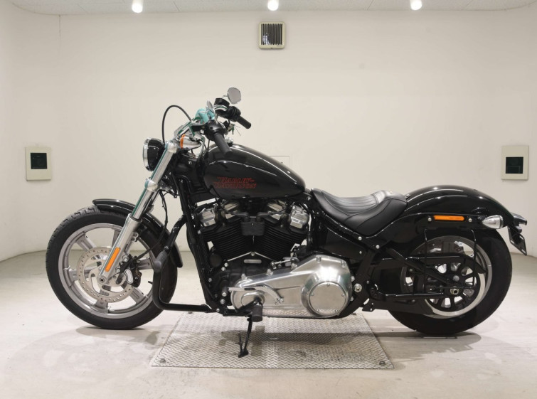 Мотоцикл HD SOFTAIL FXST1750 з пробігом 1880 km
