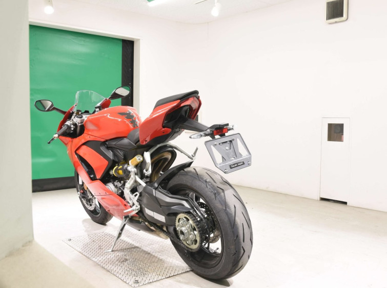 Мотоцикл Ducati PANIGALE V2 з пробігом 1580 km
