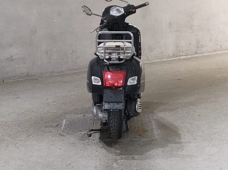 Мотоцикл Vespa GTS250IE з пробігом 3902 km