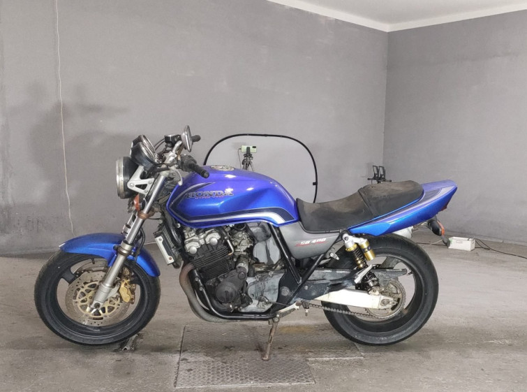Мотоцикл Honda CB400SFV з пробігом 777 km