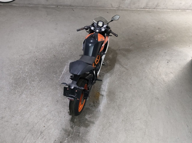 Мотоцикл KTM RC 390 с пробегом 27285 km