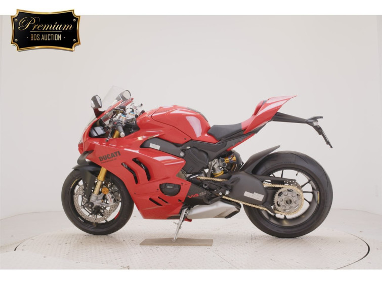 Мотоцикл Ducati PANIGALE V4S з пробігом 3233 km