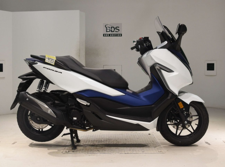 Мотоцикл Honda FORZA з пробігом 6150 km