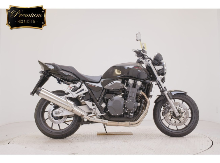 Мотоцикл Honda CB1300SF с пробегом 143 km